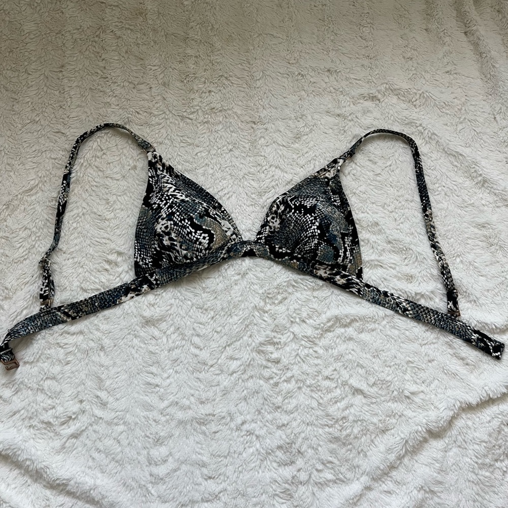 Bikini top